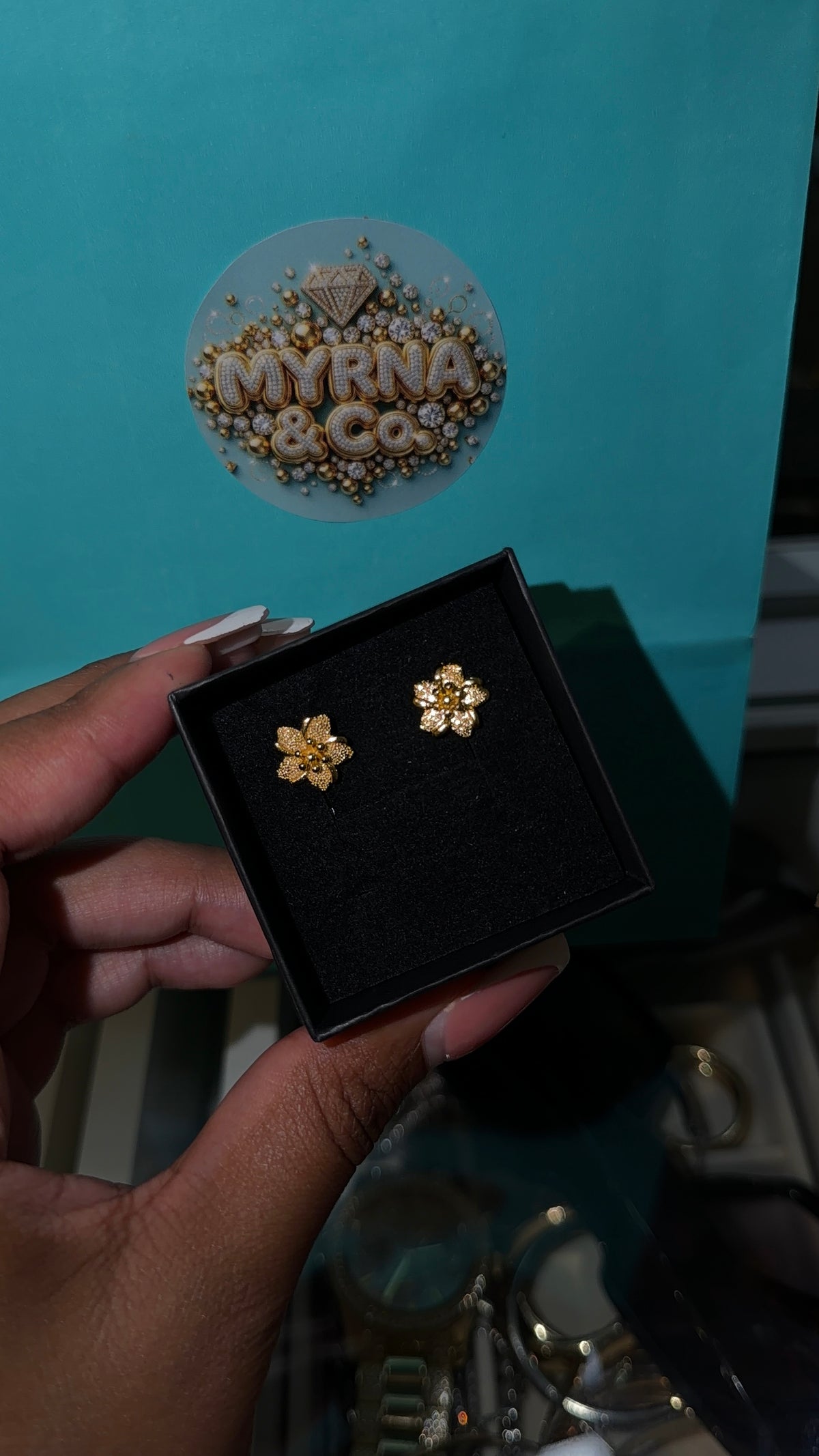 Dulce studs