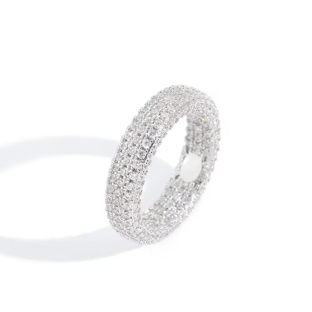 Pompe Diamond Ring